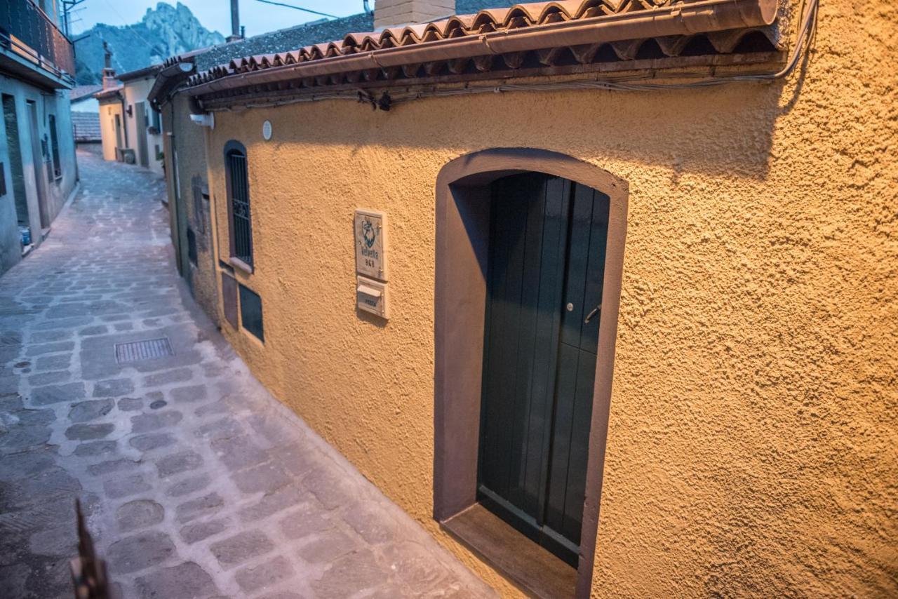 Bed and Breakfast Helvetia Bed & Breakfast Castelmezzano Exterior foto